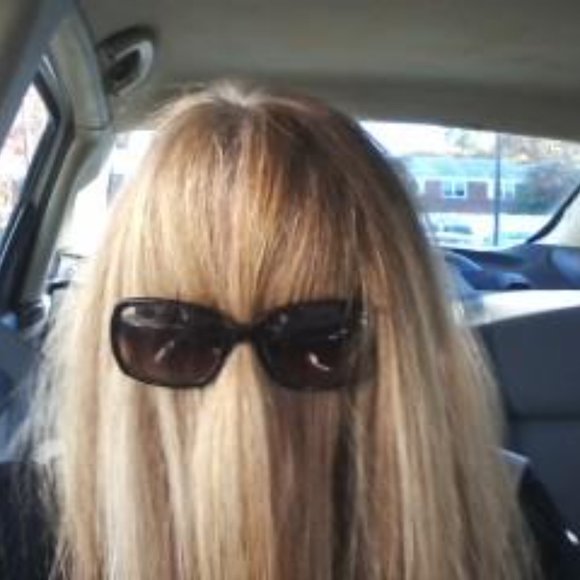 Meet your posher, EZ Lawrence - Please follow, share, & ❤️ BACK. Thank U - Picture 3 of 16